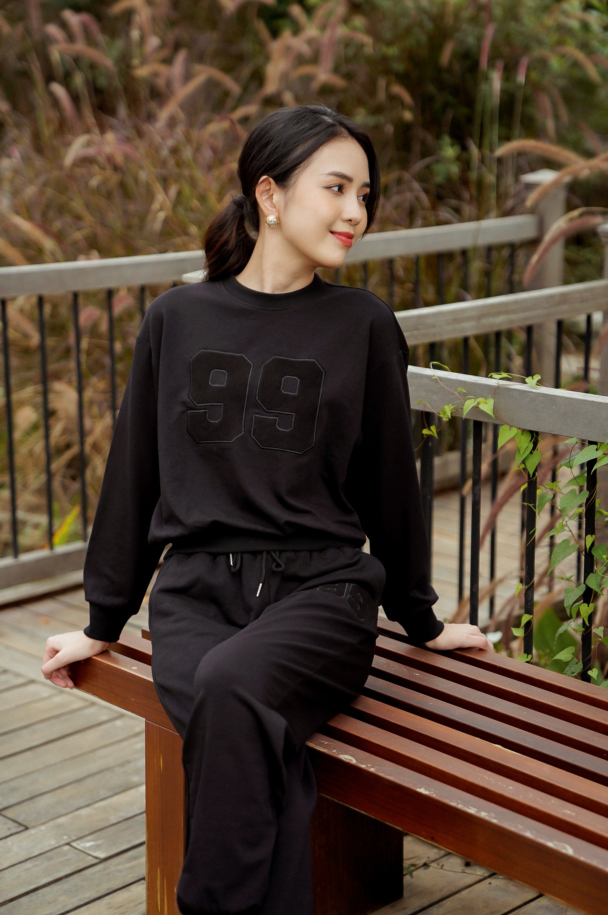 Set nỉ thêu dập nổi 99 màu đen