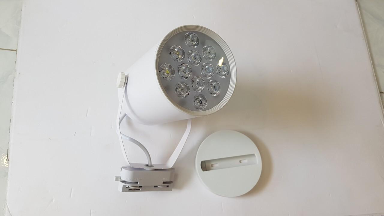 Combo 20 đèn led rọi12w  kèm đế ngồi