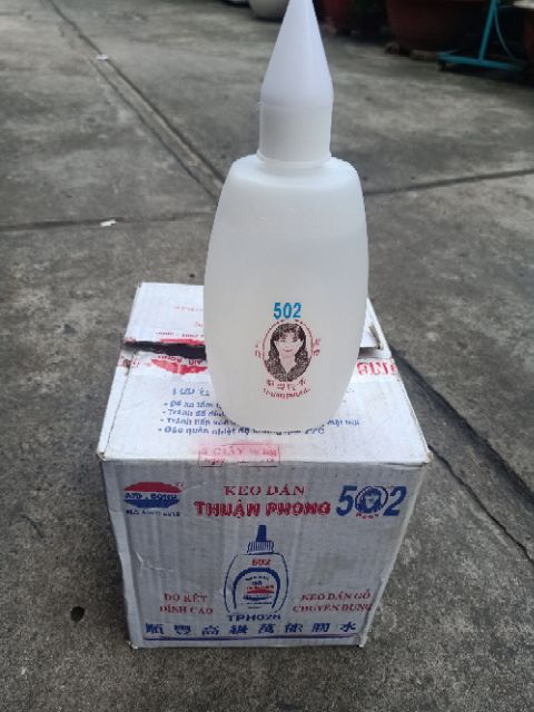 Keo 502 Thuận Phong, chai vuông 500gr