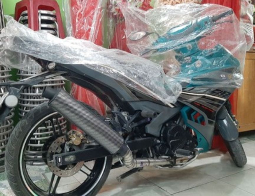 PÔ UMA RACING giá chưa gồm cổ.