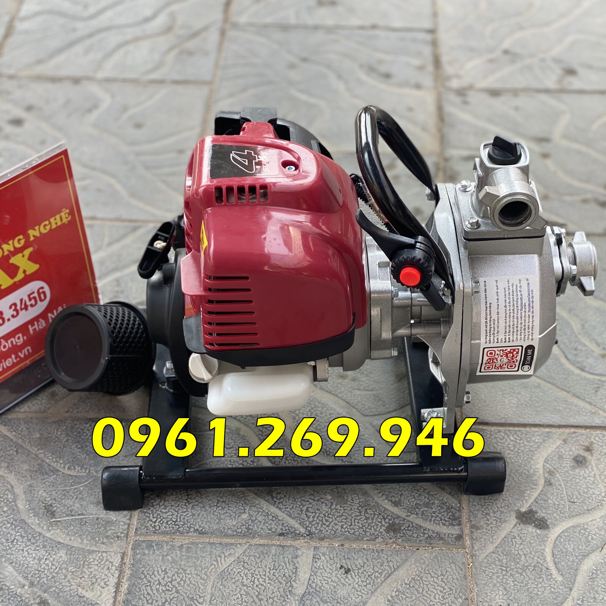 Máy bơm nước xách tay động cơ GX35 Trung Quốc