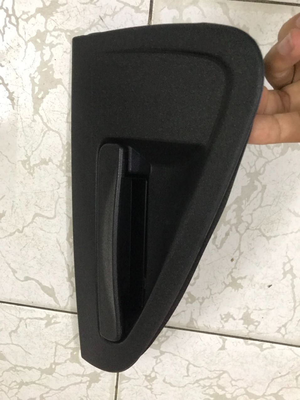 Tay mở cửa ngoài Chevrolet Spark 2012-