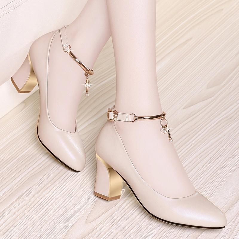 Giày cao gót phối lắc
