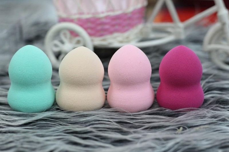BÔNG MÚT TRANG ĐIỂM HỒ LÔ DỤNG CỤ TRANG ĐIỂM