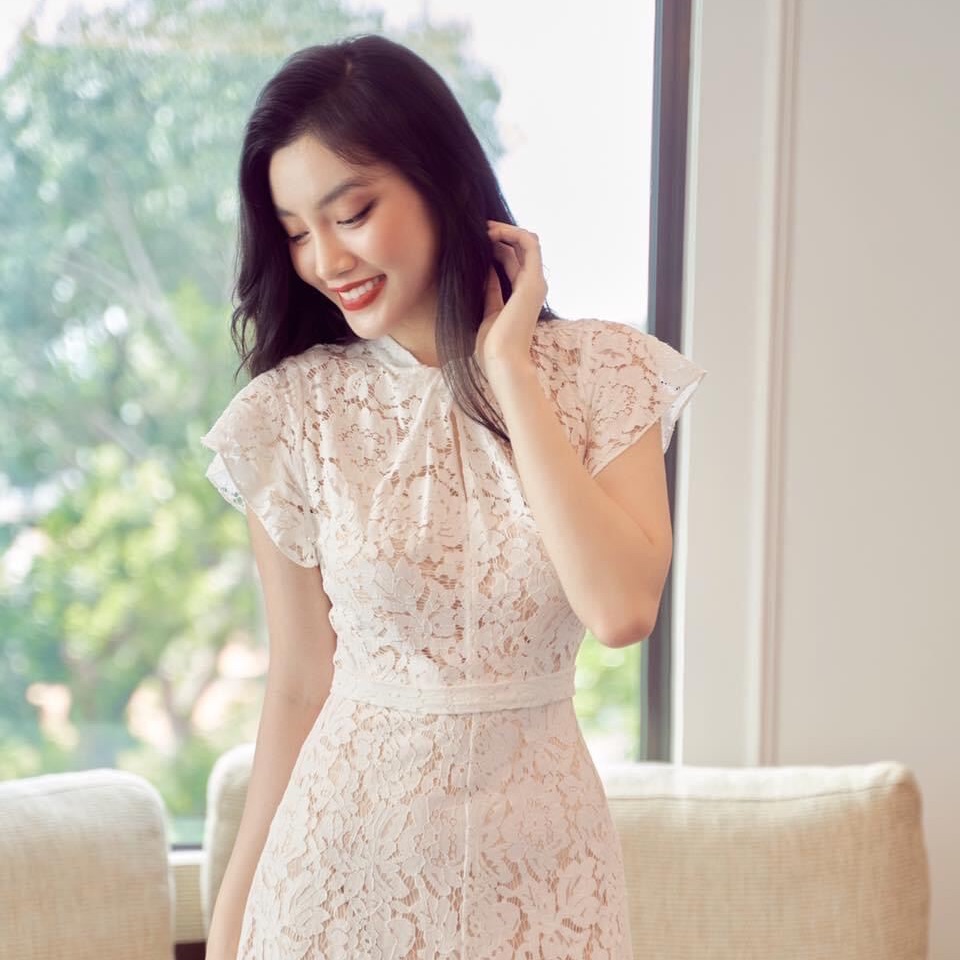 Đầm ren xanh/trắng cổ cao phom A (DONNIE)
