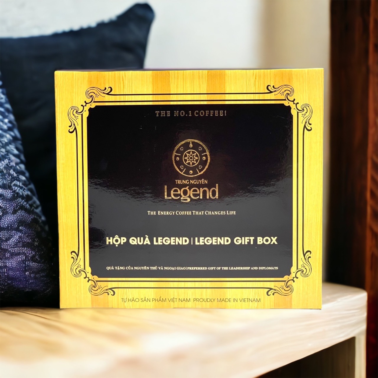 Hộp Quà Legend Trung Nguyên( Combo gồm Bộ Tách, Cafe Legend, Phin Nhôm Đen Trung Nguyên)