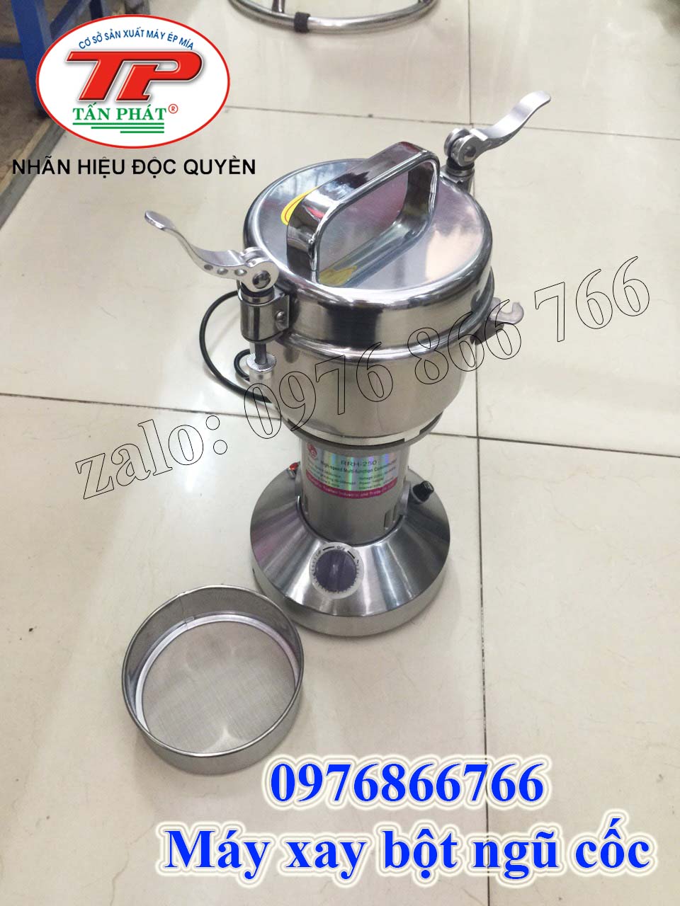 MÁY XAY TIÊU, XAY BỘT NGŨ CỐC MINI RIRIHONG - 200GR
