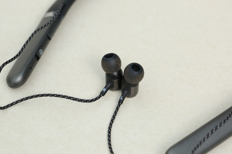 Tai nghe Bluetooth JBL LIVE200 Đen