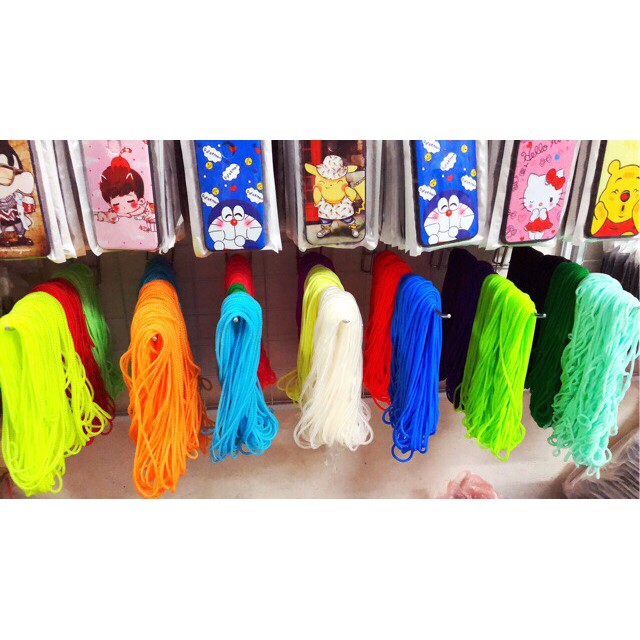 Dây quấn sạc, tai nghe ( 4 dây quấn đủ 1 tai nghe, 3 dây quấn đủ 1 cáp sạc )