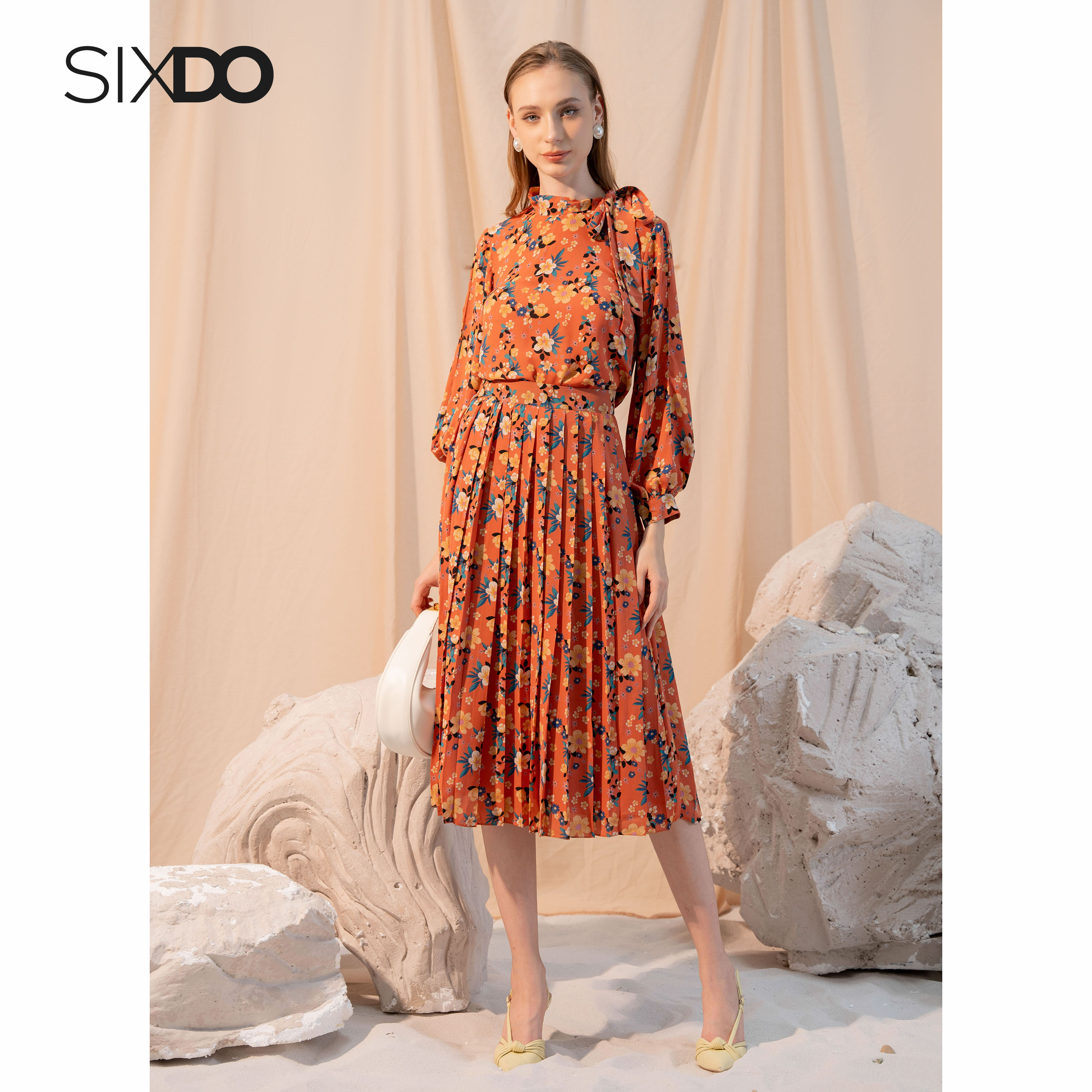 Chân váy hoa chiffon xếp ly SIXDO (Red Orange Floral Midi Chiffon Skirt)