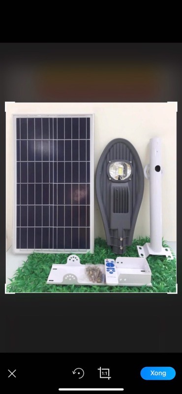 Đèn đường năng lượng mặt trời 100W