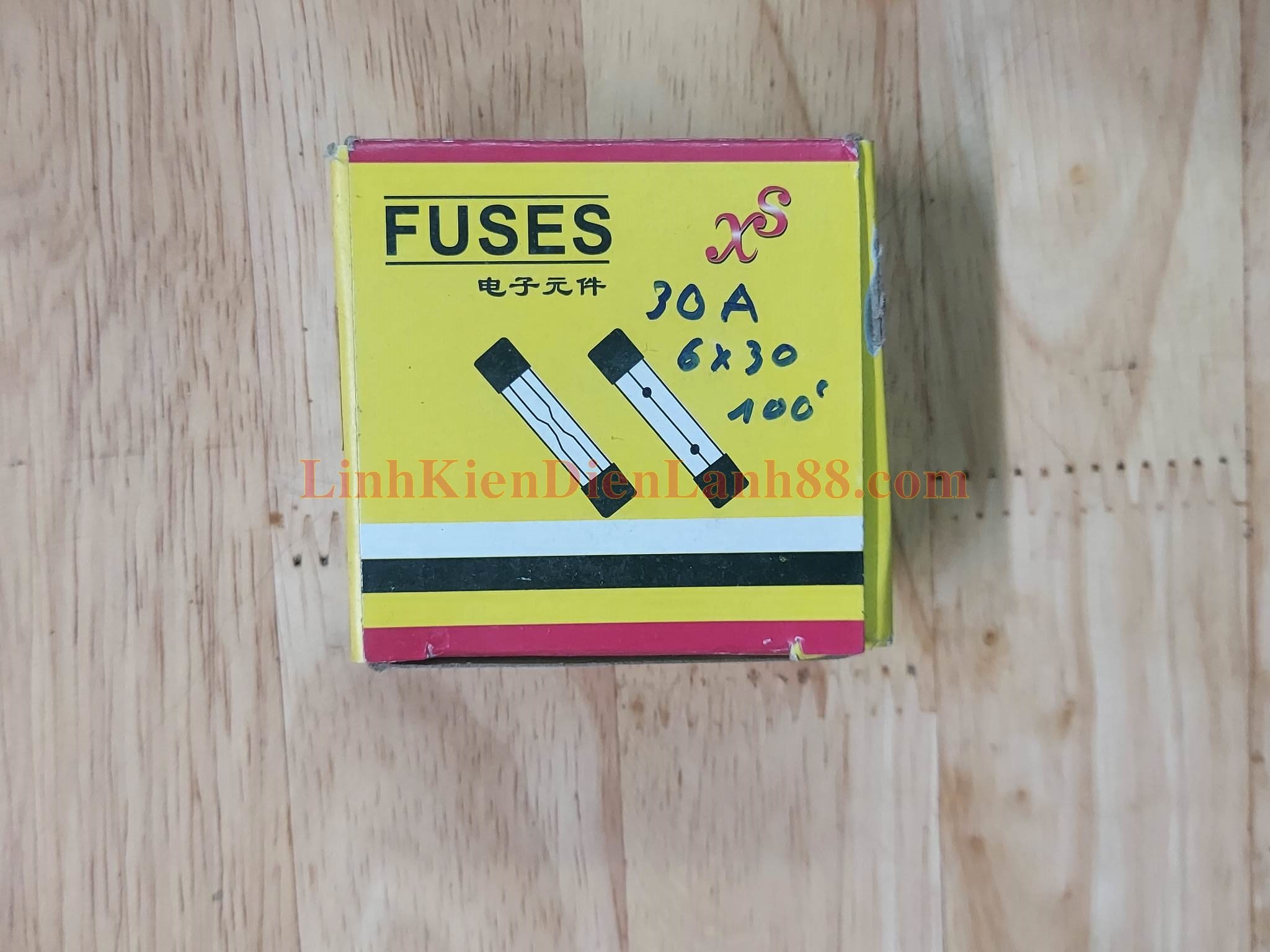 Gói 100 cái cầu chì thủy tinh 30a 250v 6x30mm mới 100%