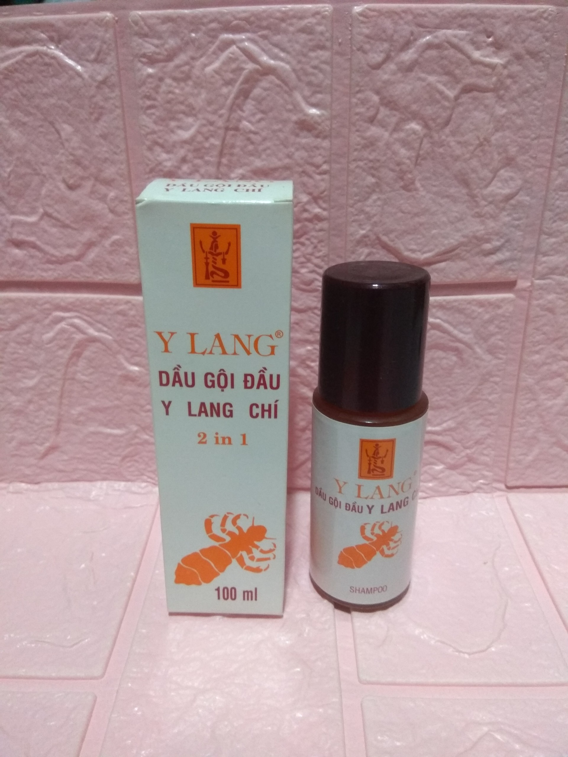 Combo dầu gội sạch Chí (Chấy) + Lược dày chải chí (Chấy)