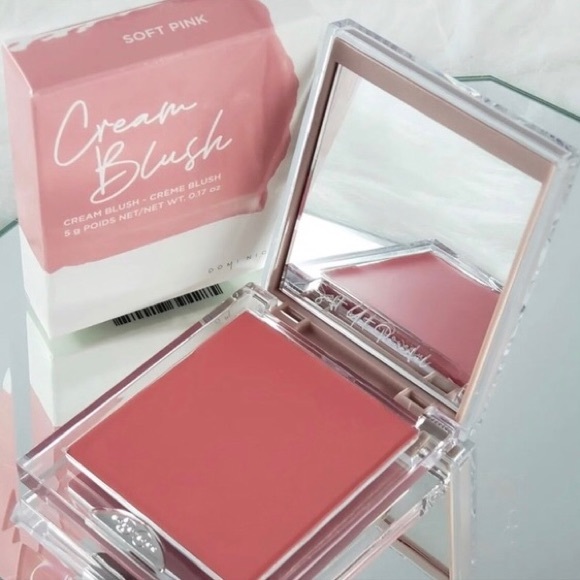 Má kem Dominique Silk Tone Cream Blush cao cấp