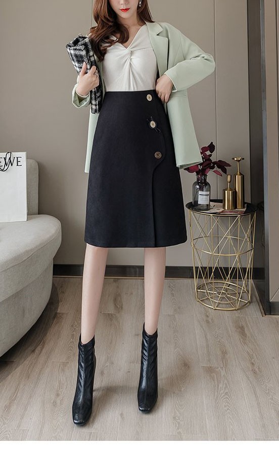 [HCM]CHÂN VÁY CHỮ A 3 NÚT VIVI