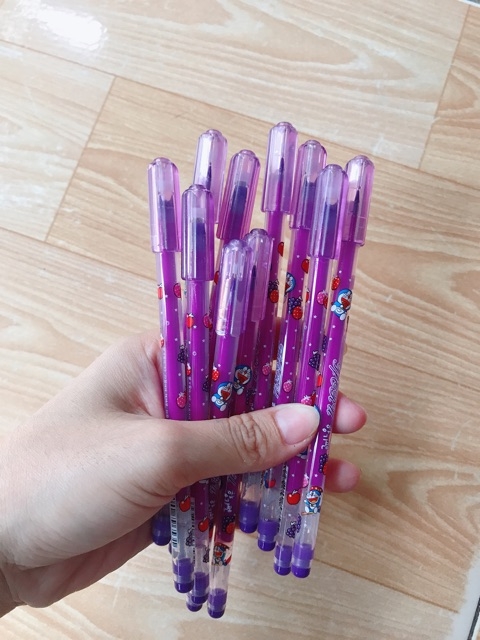 Bút gel thơm Doreamon mầu tím ( 1 hộp 12 cây )