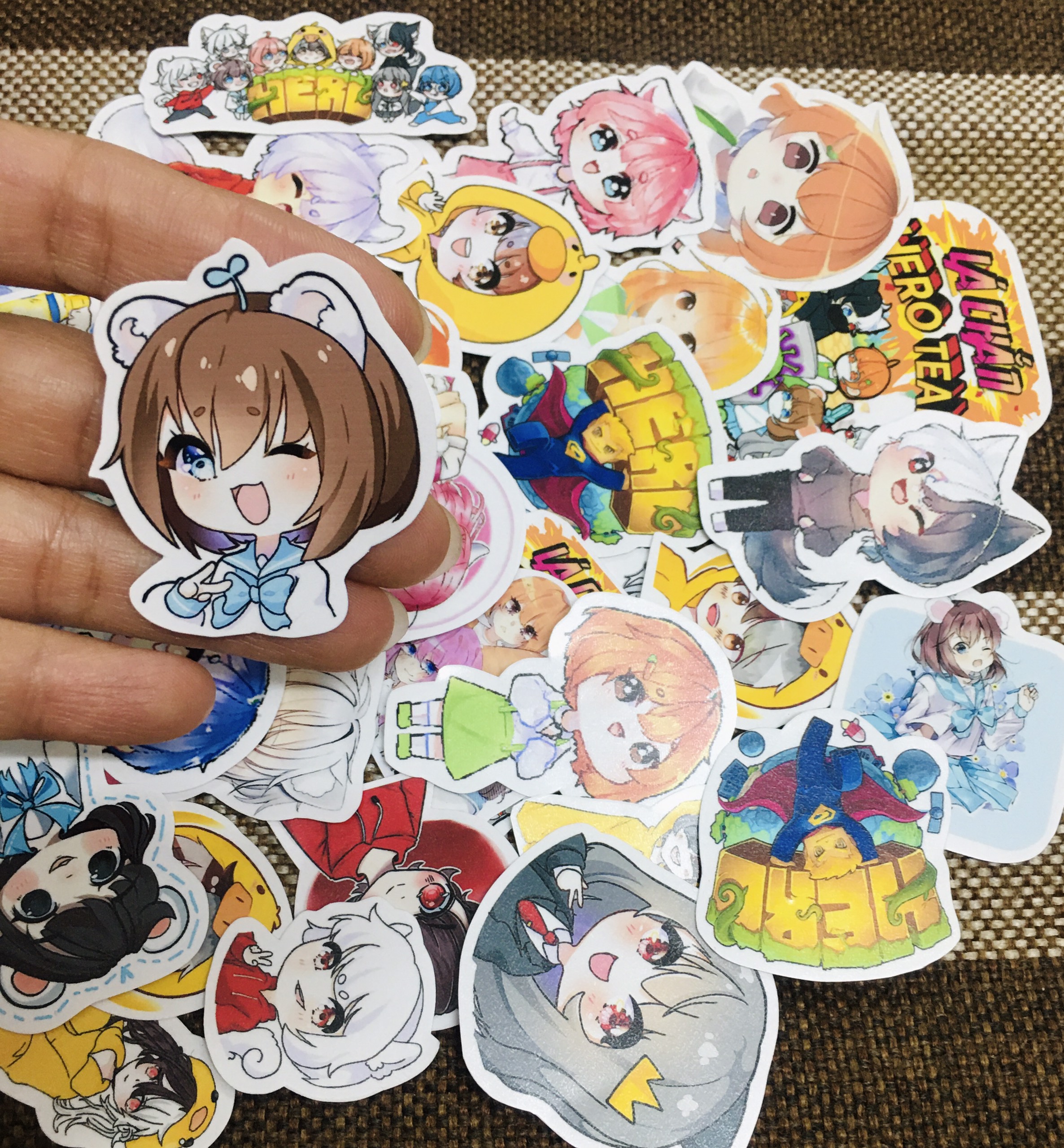 Set 30 Sticker Hero Team
