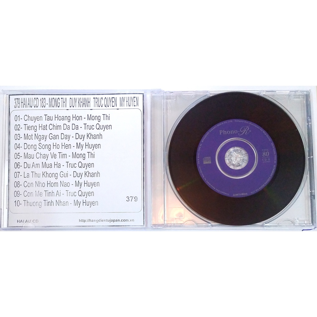 CD phono gồm 8 đĩa ghi nhạc sẵn.