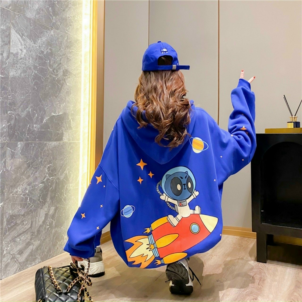 Áo khoác hoodie form rộng áo ấm in hình độc đáo trẻ trung năng động.xttt