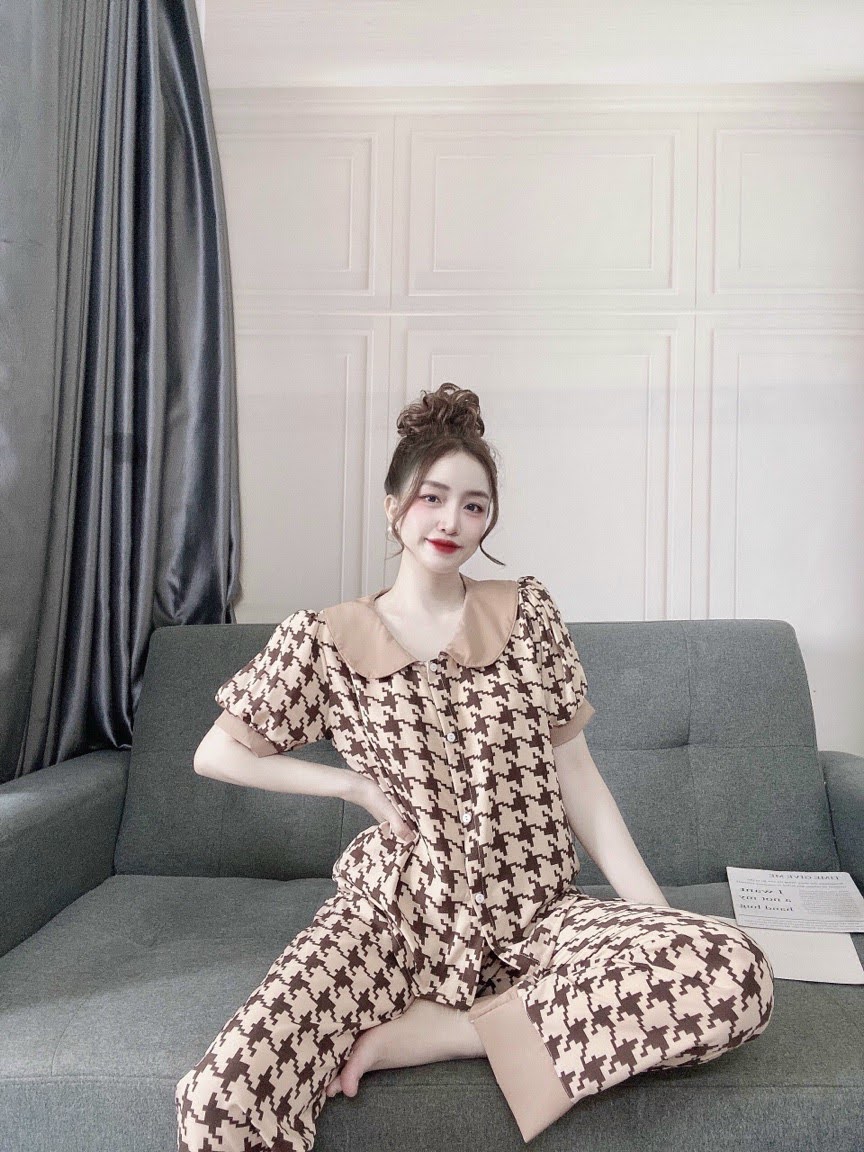 Bộ lụa tay ngắn nữ, bộ lua mềm cổ sen
