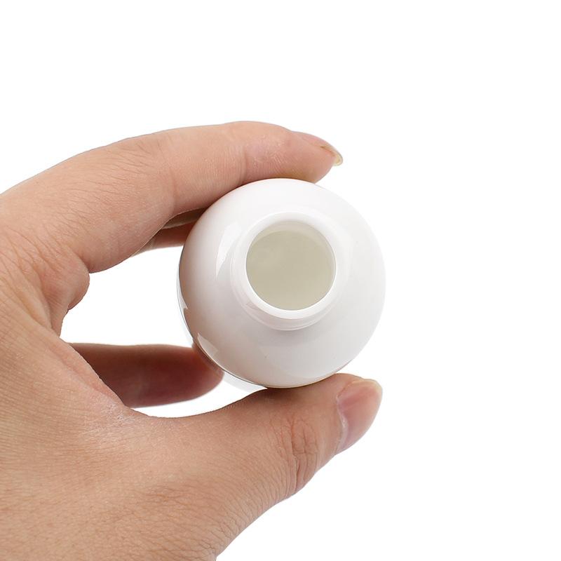 Bình xịt hướng dẫn chó đi vệ sinh