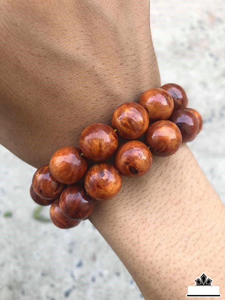 Vòng phong thủy gỗ Huyết Long 14ly