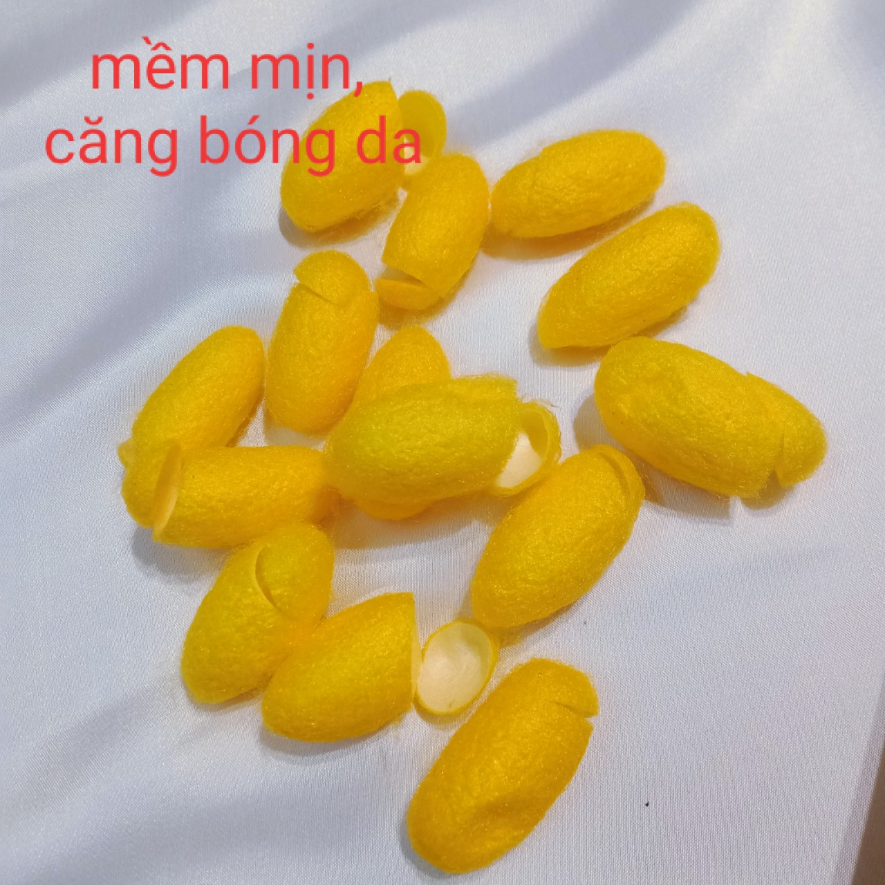 Kén tơ tằm rửa mặt (30 kén)