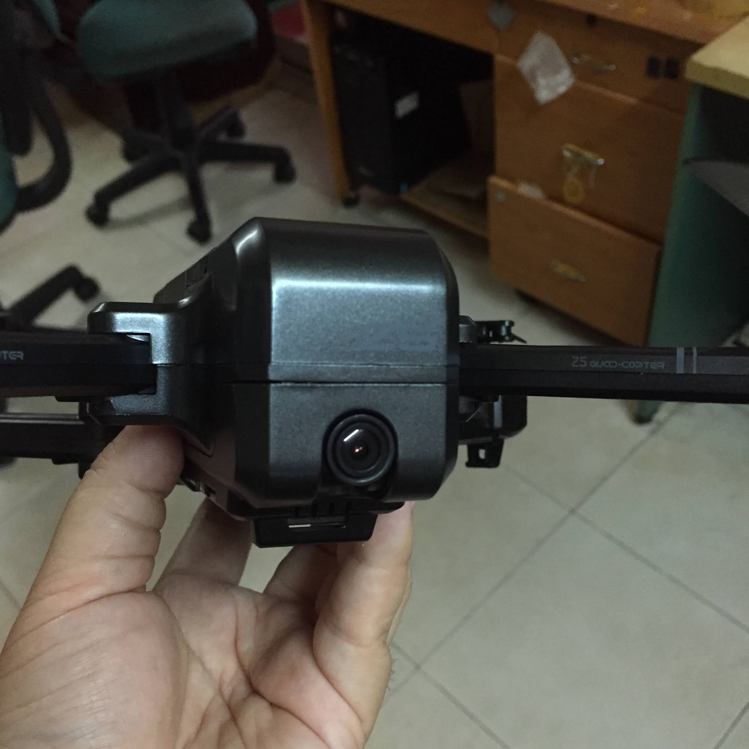 Máy bay 4 cánh SJRC Z5 5G có định vị quay về