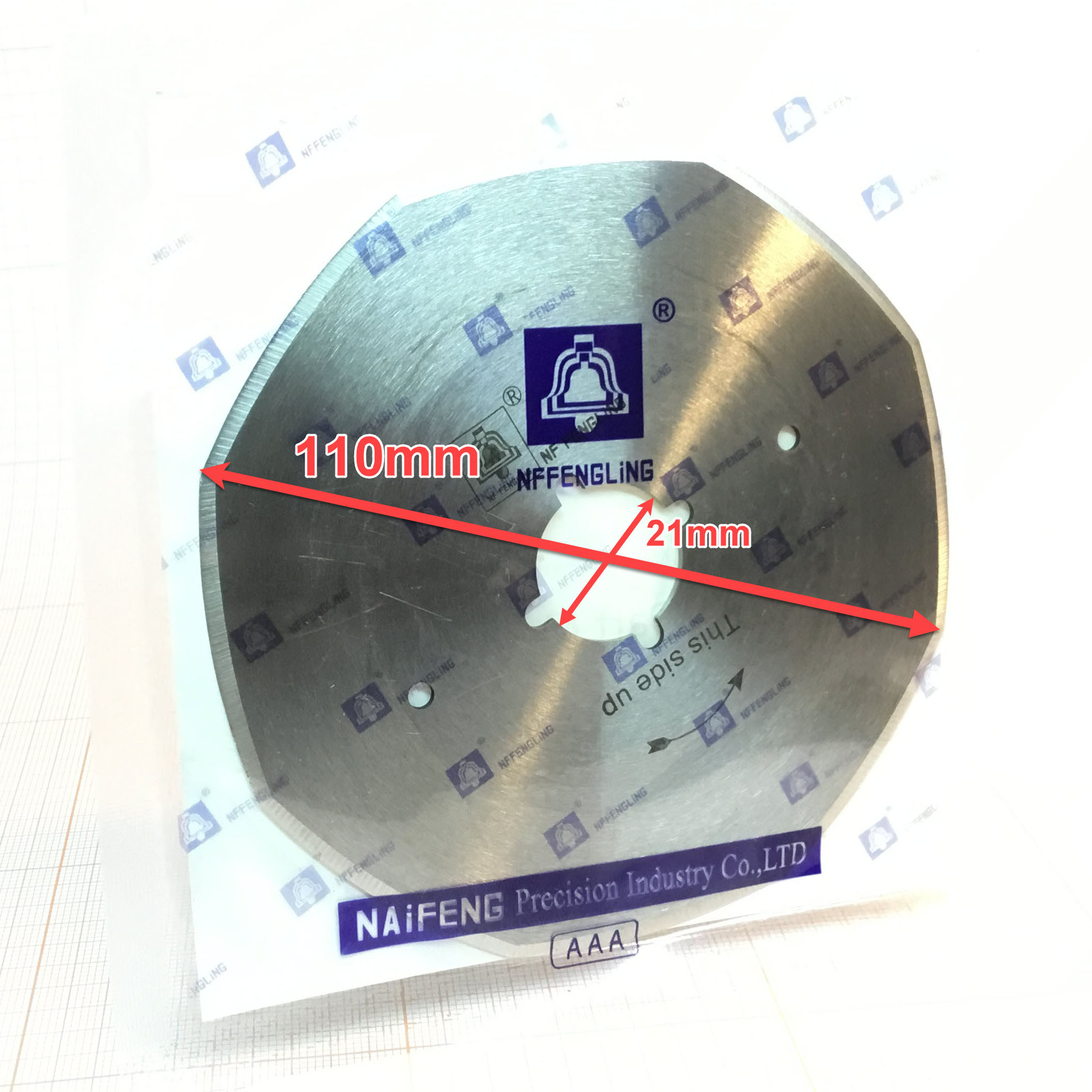 Dao máy cắt vải cầm tay 110
