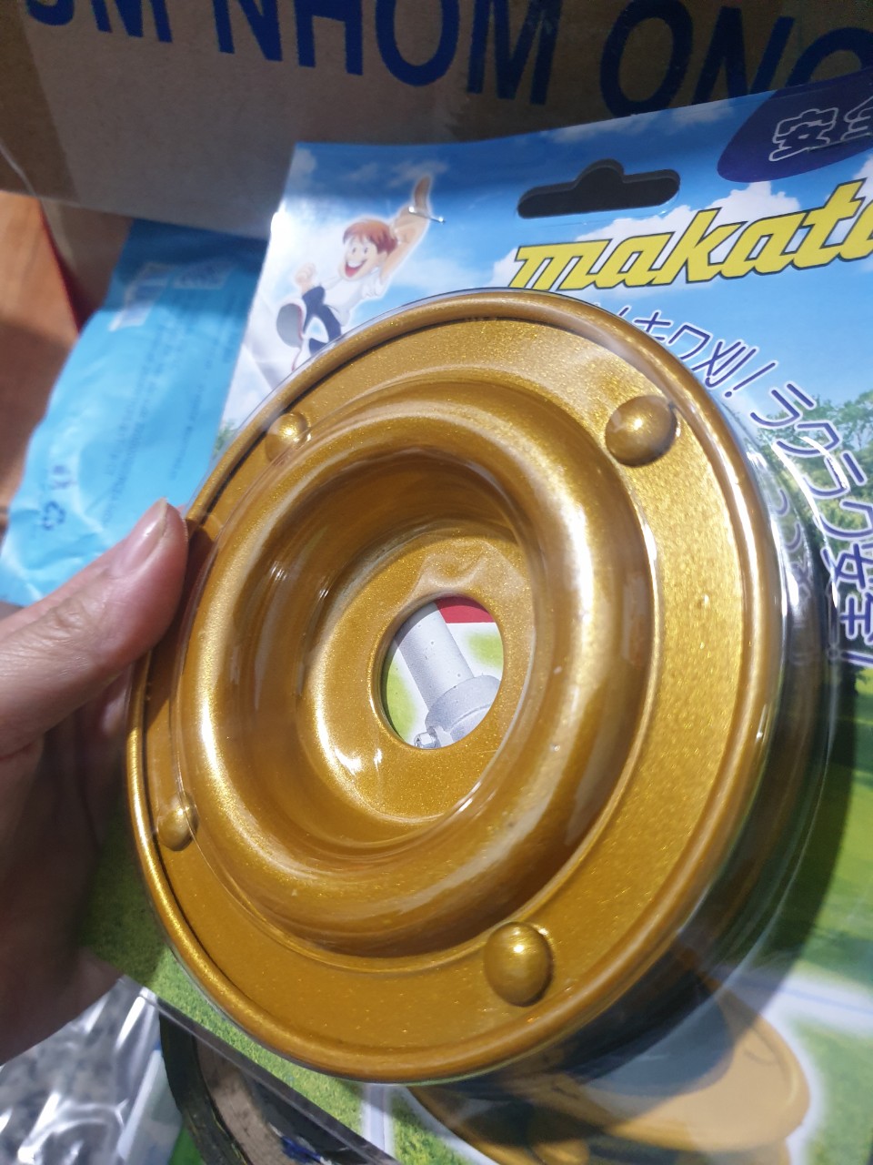 BÁT CƯỚC( Ổ CƯỚC) CẮT CỎ CHẤU  MAKATA . CÓ CON LĂN