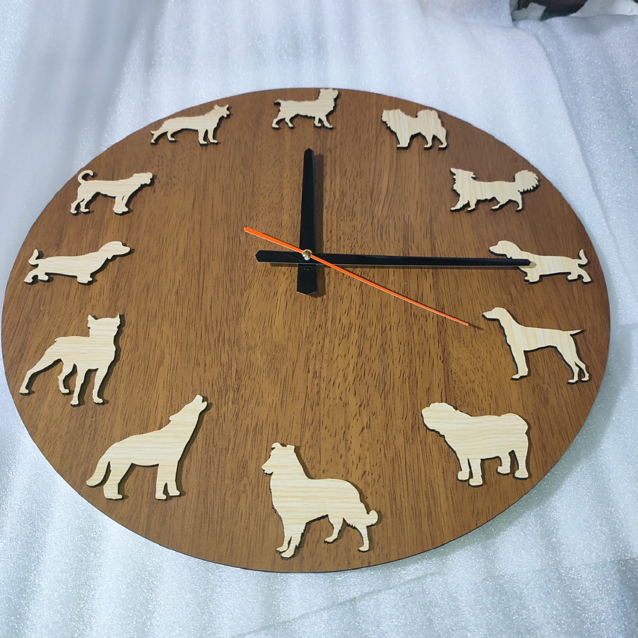 Đồng hồ treo tường 12 con giáp độc lạ Clock Decor