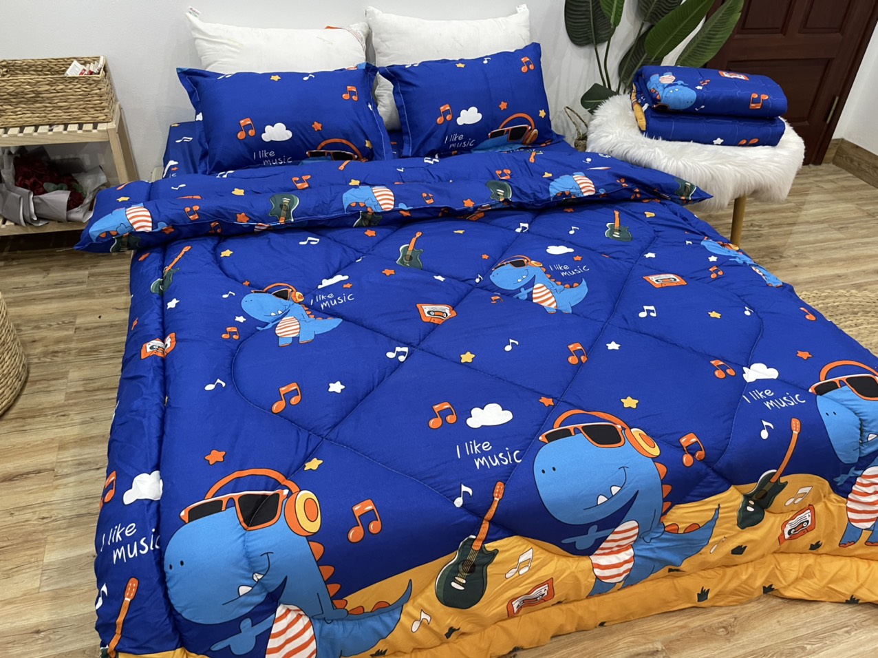 Bộ 5 Món Chăn Phao ( Gồm 1 Chăn Phao + 2 vỏ gối nằm + 1 ga bo chun + 1 vỏ gối ôm ) Nhiều mẫu