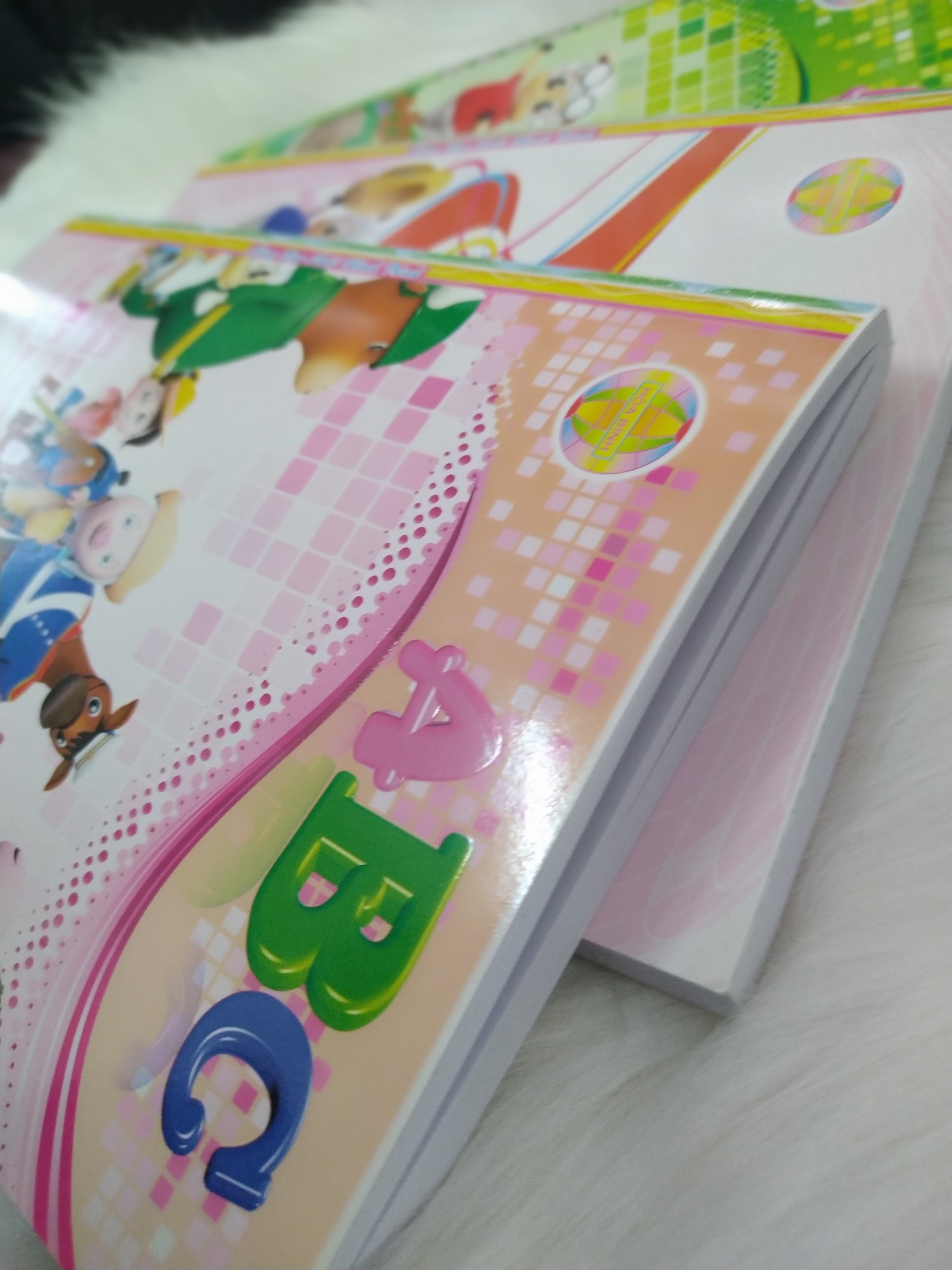 (HCM) Tập ABC Hòa Bình 200trang 4 ô ly ( định lượng 80 gsm )( Lốc 5 cuốn)