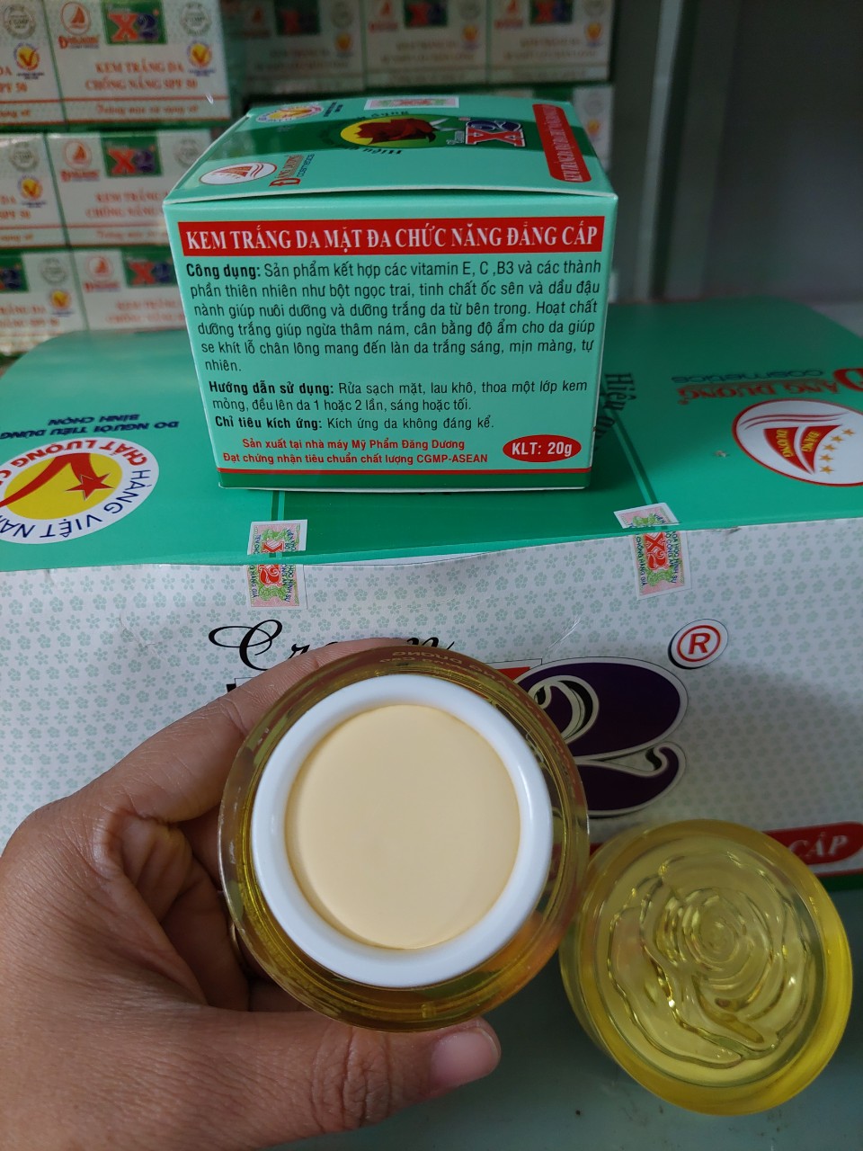 Kem trắng da mặt đa chức năng đẳng cấp 20g X2