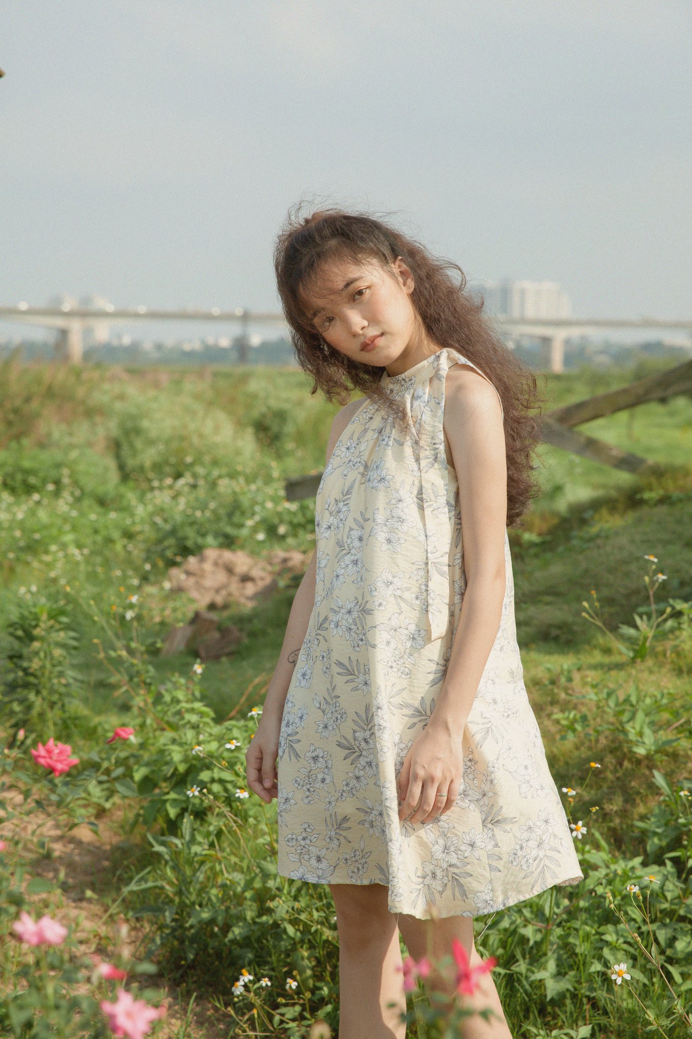 Váy Hoa Nơ Cổ Yếm [Madelen]