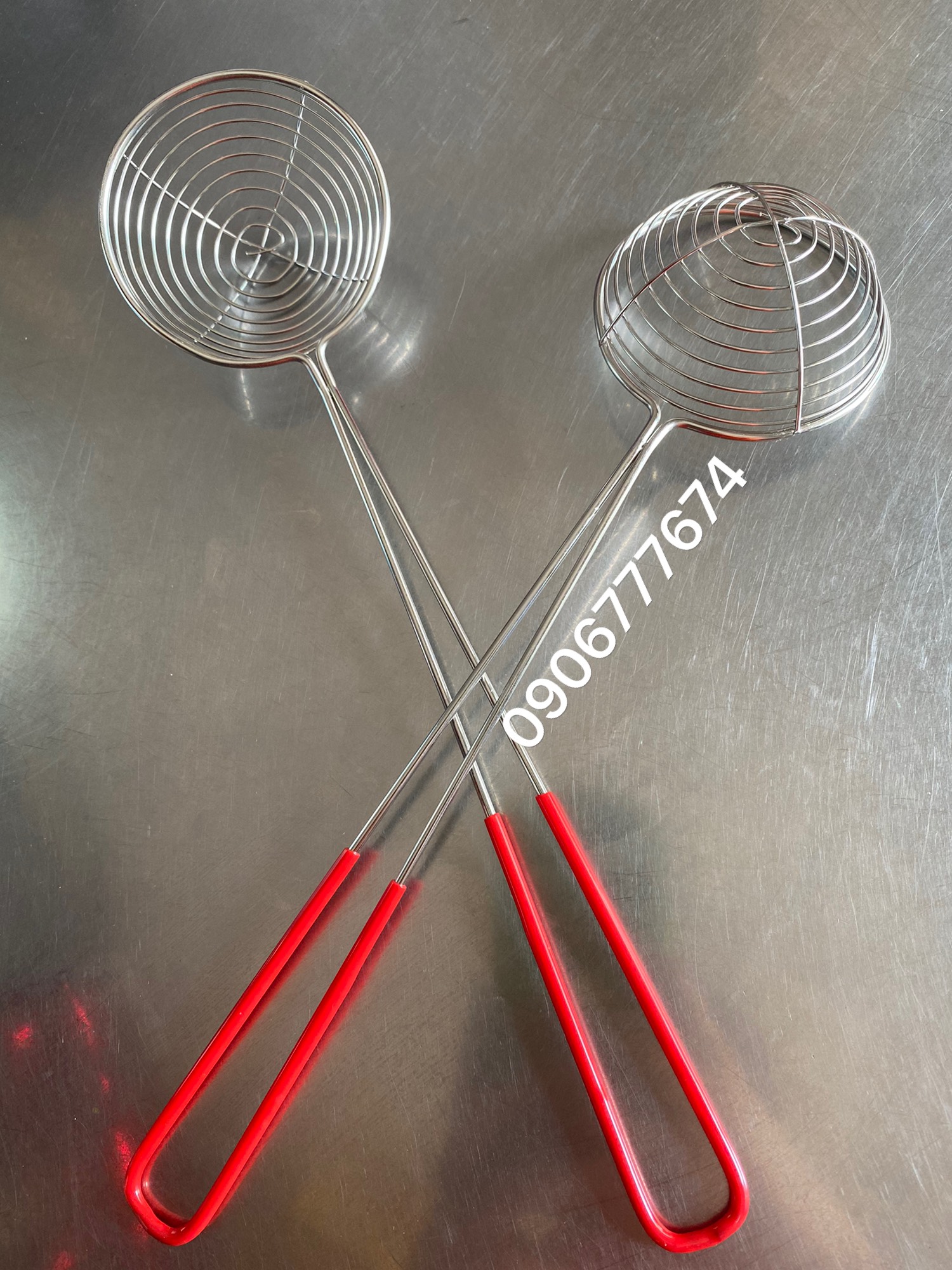 vợt (muôi) Inox cán đỏ (combo 2 cái)