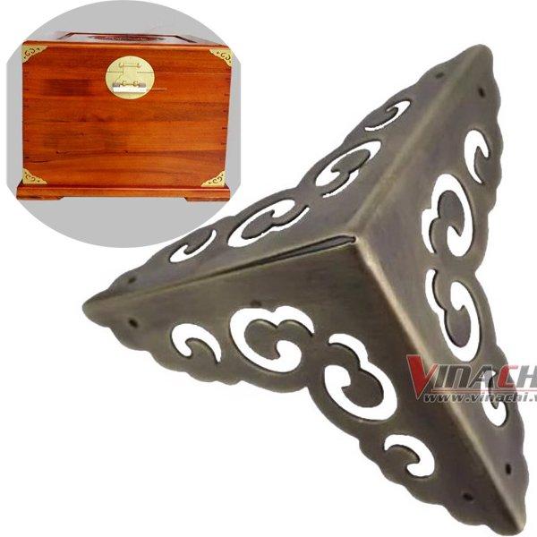 Bịt góc vuông họa tiết vàng đồng D003