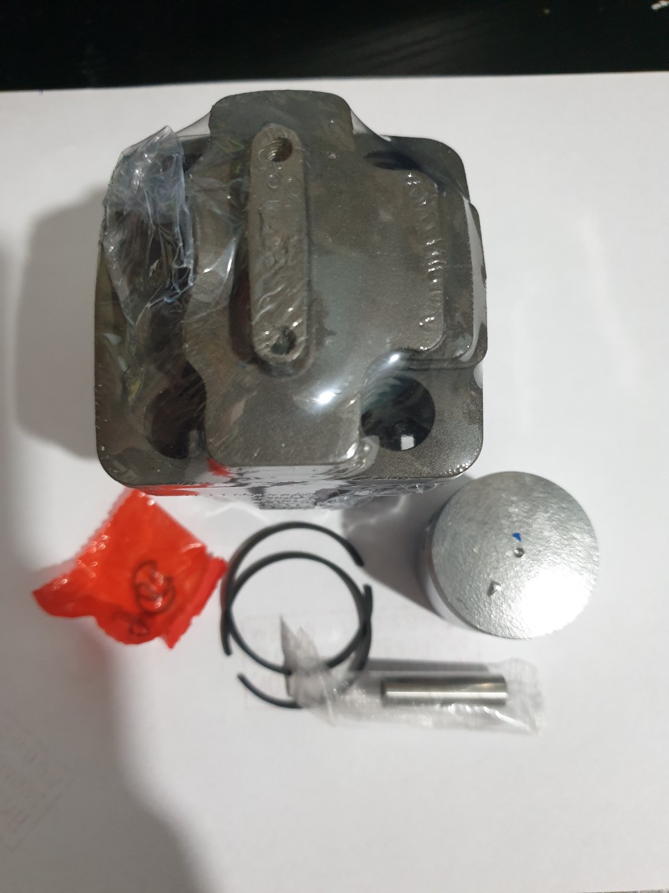 Nòng ( Hơi) Cylanh máy cắt cỏ G2K