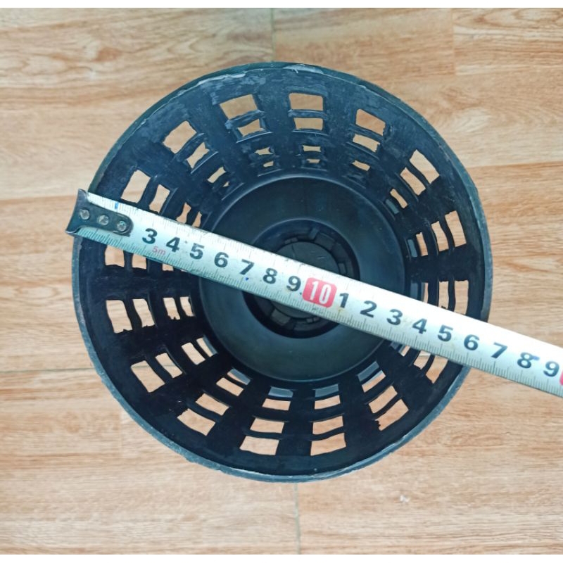 Cốt cắm hoa bằng nhựa size trung