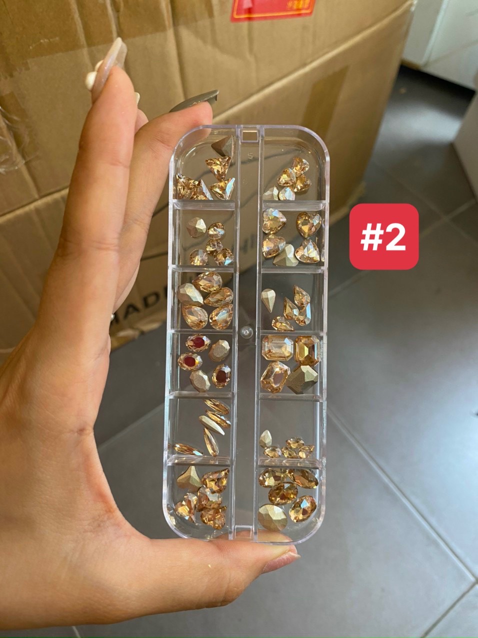 Đá khối nail  mix hộp 12 ngăn ( lẻ 1 khay)
