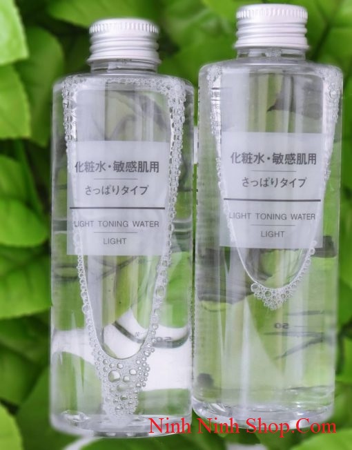 Nước Hoa Hồng Muji Light Toning Water Light 200ml