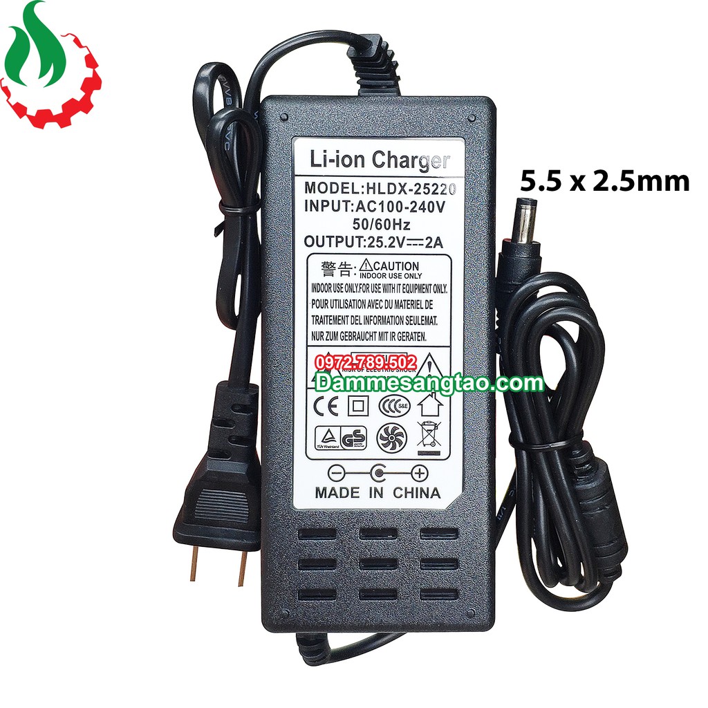 Sạc 6s 25.2v 2a dùng cho pin li-ion 3.7v