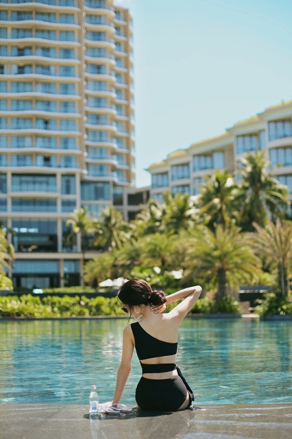 Bikini đồ bơi 1 mảnh cột bụng màu đen cao cấp