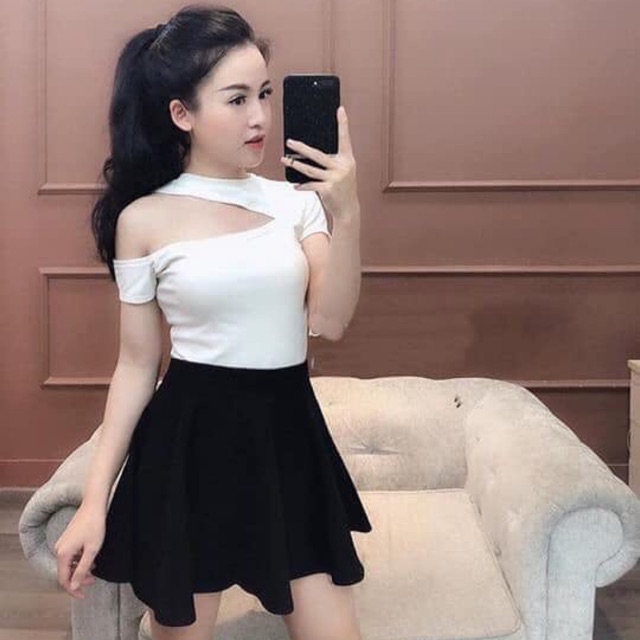 Áo phông khoét lệch vai siêu xinh , cực sexy