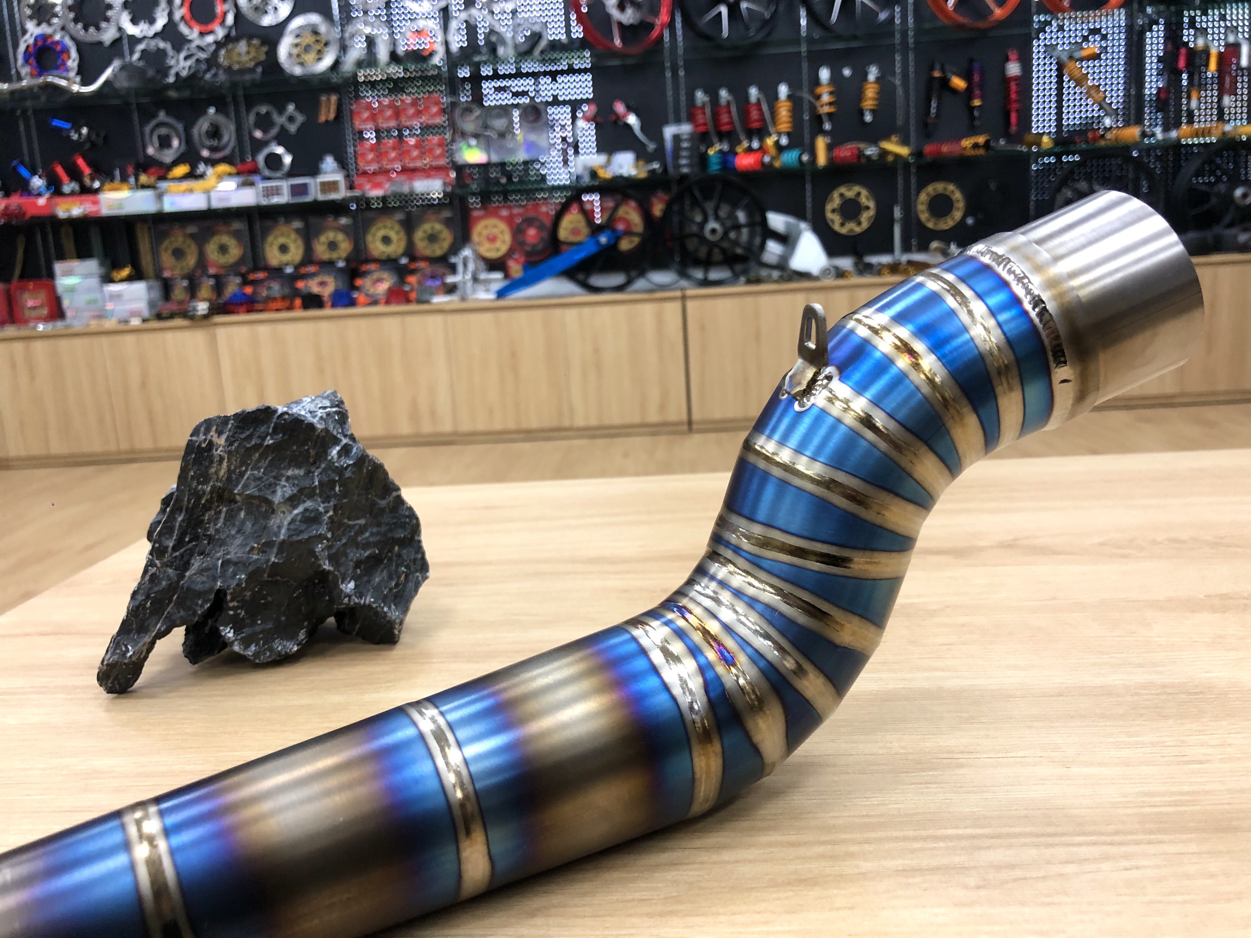 CỔ PÔ RAIDER (TITANIUM) TĂNG 2 KHÚC