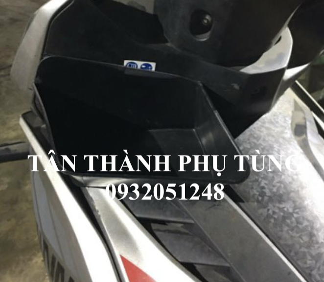 Hộc nhựa Winner X đựng đồ tiện dụng