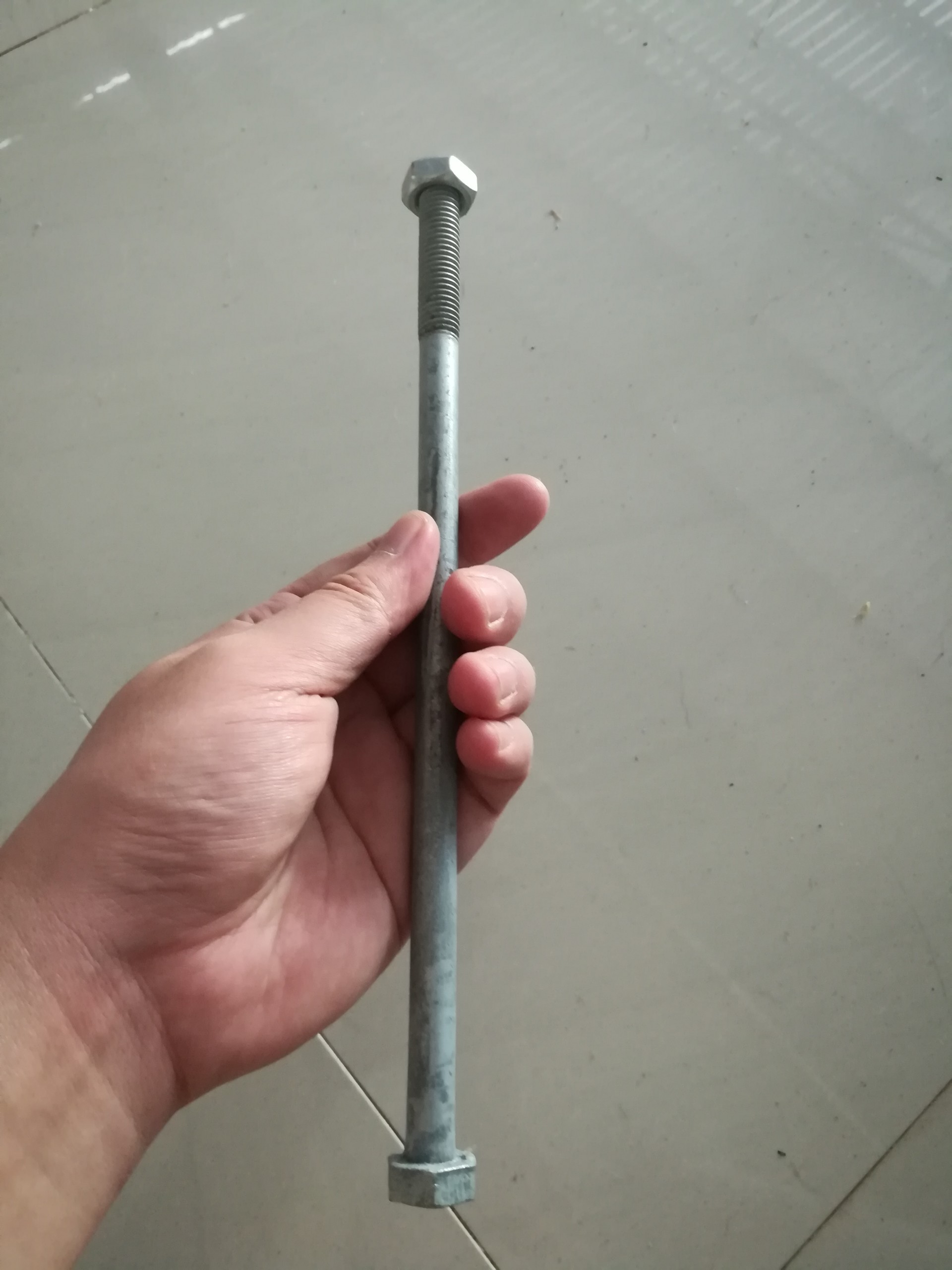 BULONG LỤC GIÁC TÁN 12MM (Li), dài 20cm 35cm (giá đã bao gồm tán)