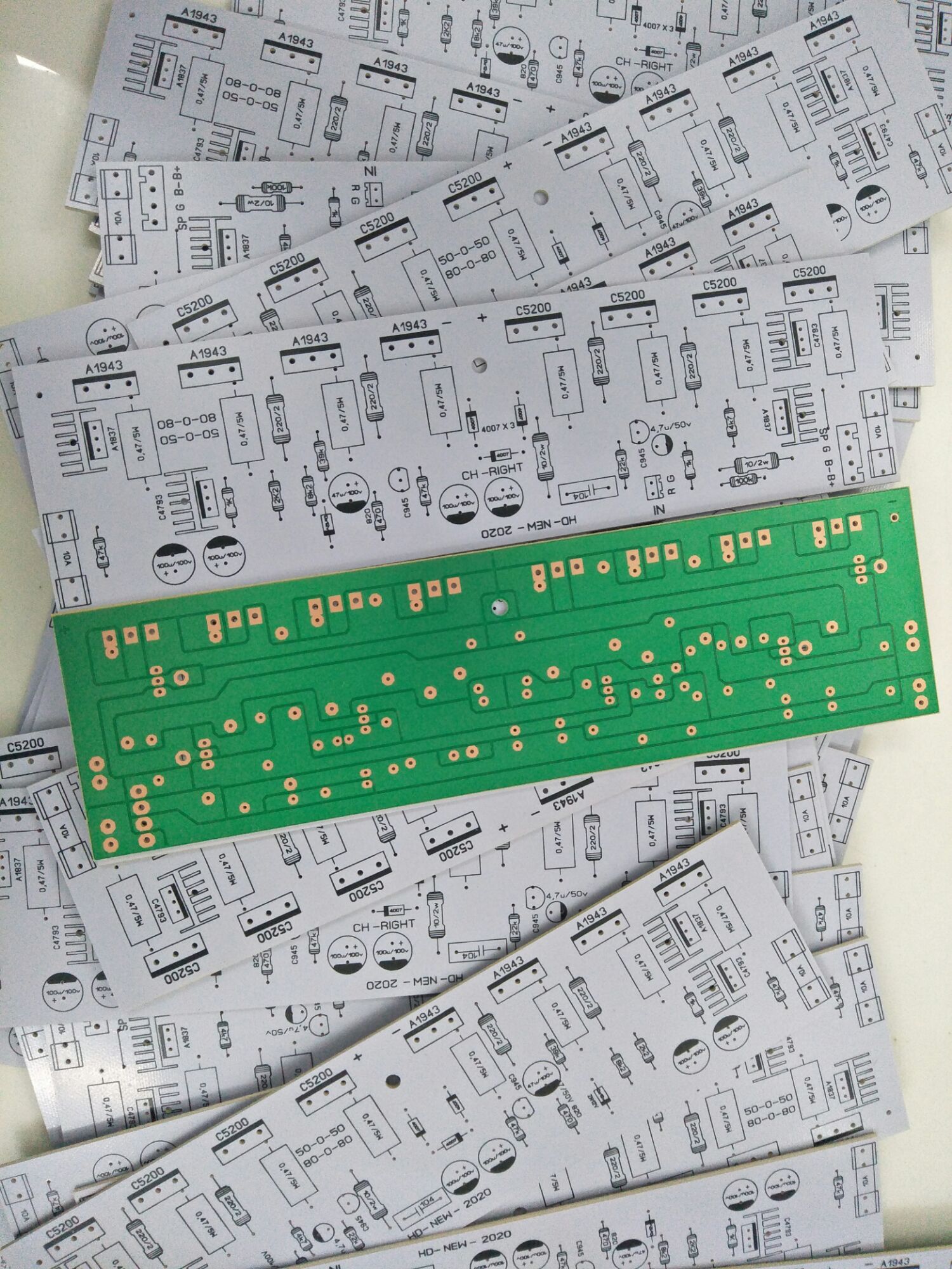 Pcb 8 sò 1 kênh sợi thuỷ tinh ( giá 1 pcb N)