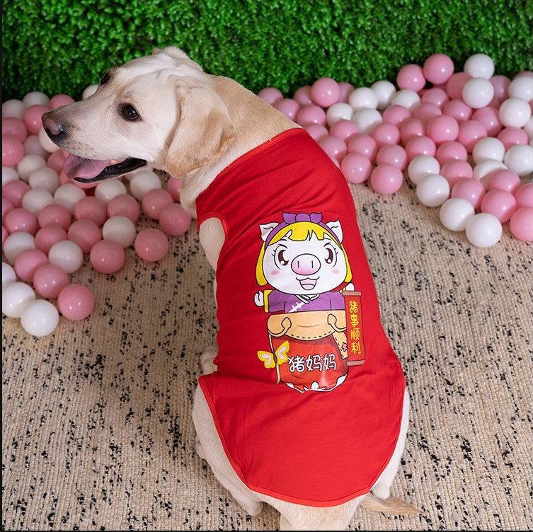 Áo 3 Lỗ Cho Chó Lớn Hình Heo May Mắn chất liệu vải thun co giãn cao cấp, mang phong cách thời thượng trendy cho cún cưng - SP005143