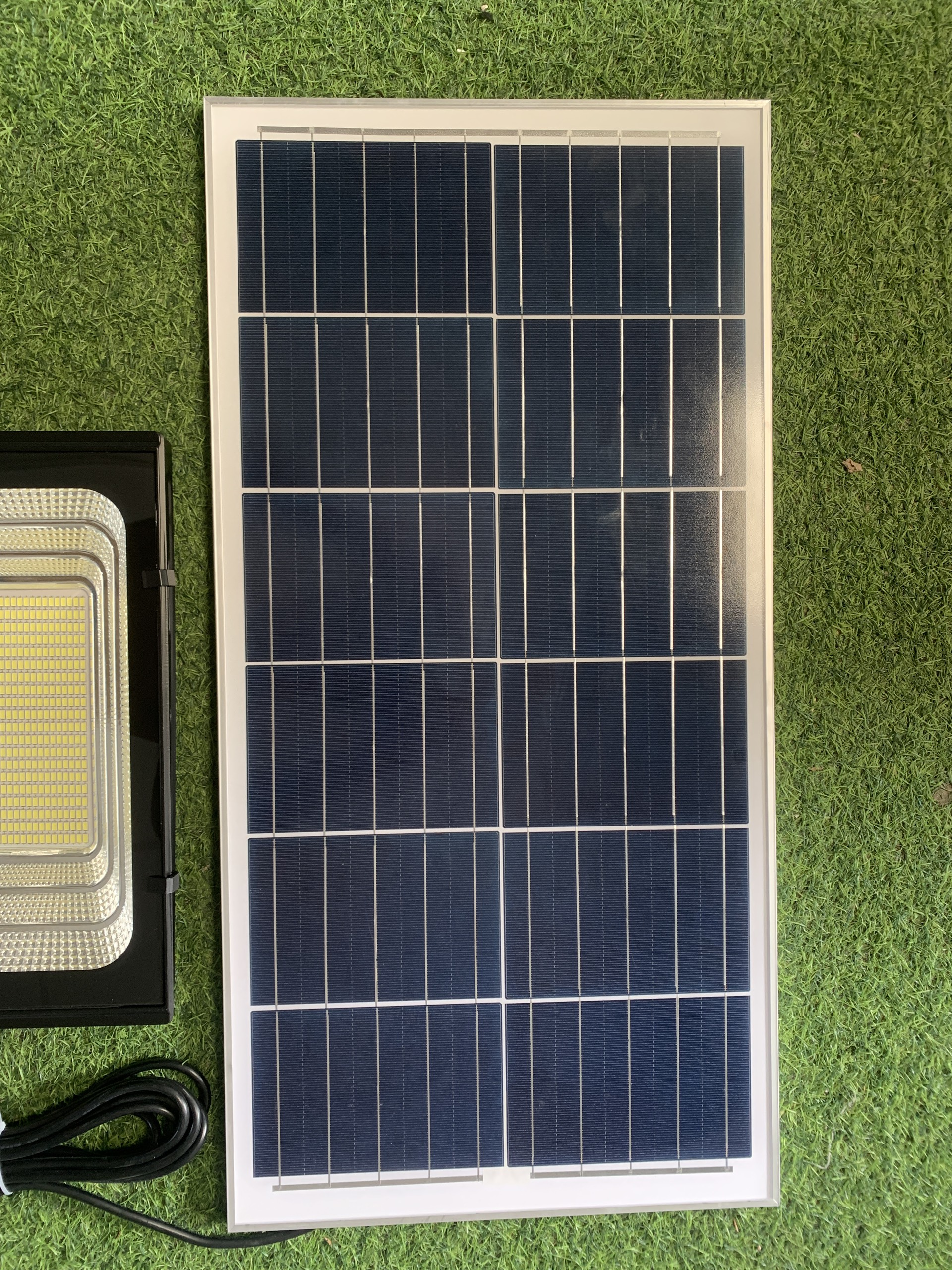 DP1200 Đèn Pha Năng Lượng Mặt Trời Kitawa 200W Ip67
